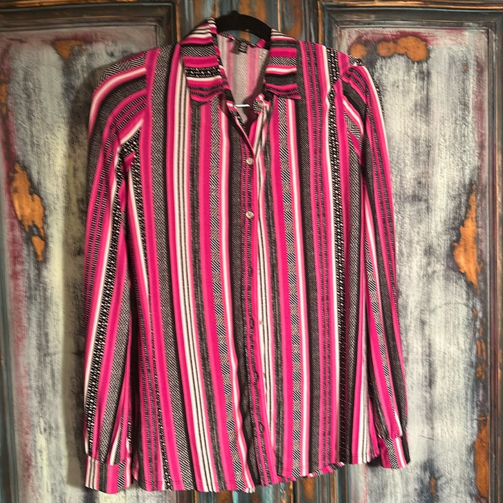 Jones New York button down blouse, long sleeve